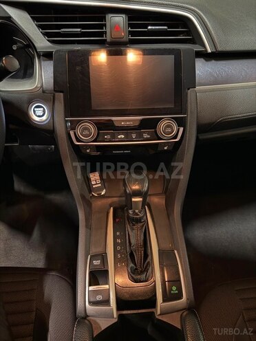 Honda Civic-9