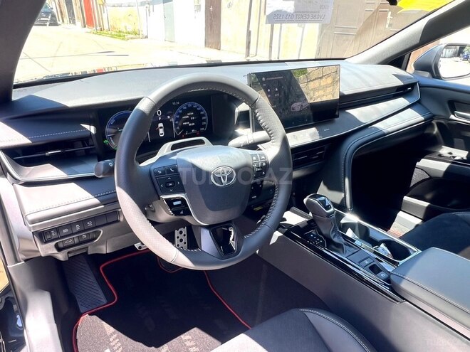 Toyota Camry-10