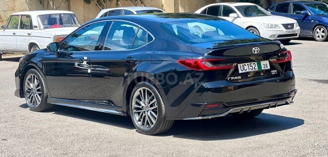 Toyota Camry-6