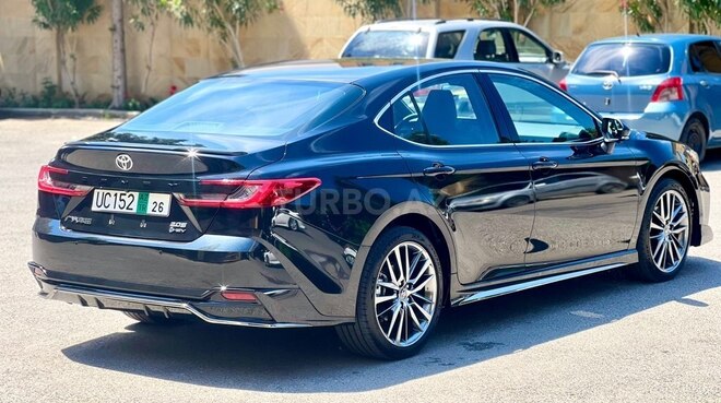 Toyota Camry-7