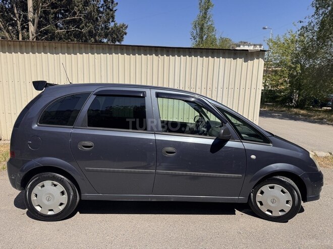 Opel Meriva-4