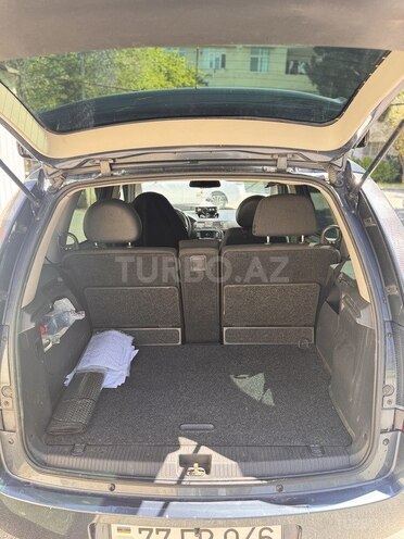 Opel Meriva-11