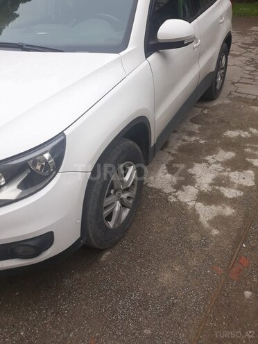 Volkswagen Tiguan-2