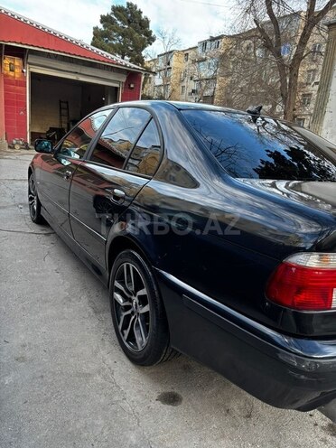 BMW 523-7