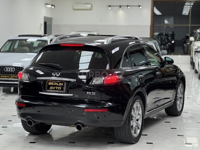Infiniti FX35-10