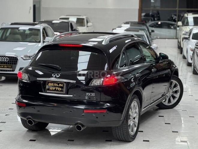 Infiniti FX35-12