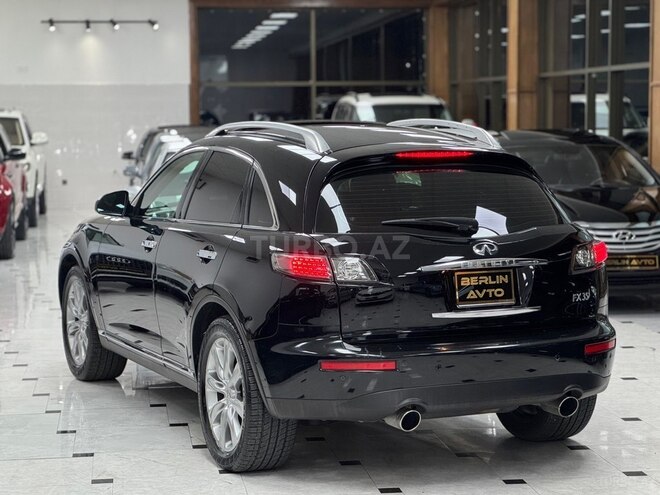 Infiniti FX35-9