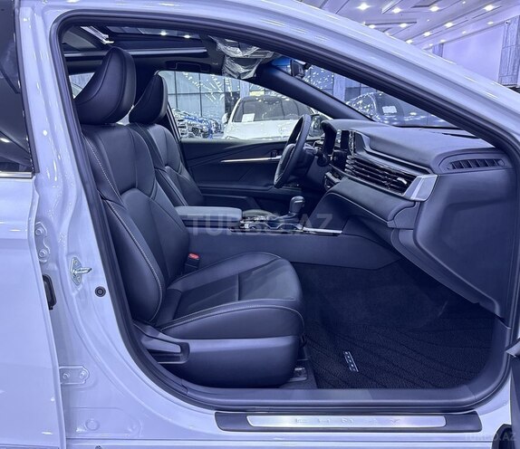 Toyota Camry-10
