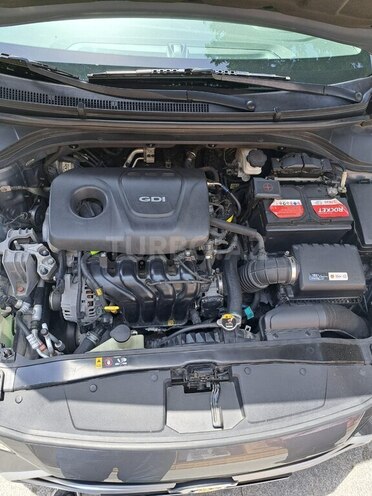 Hyundai Avante-18