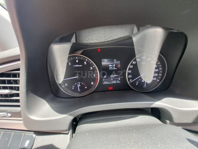 Hyundai Avante-17