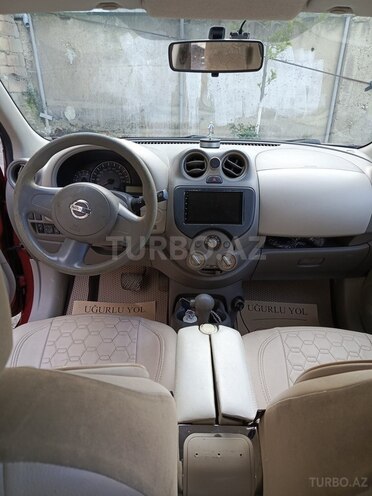 Nissan Micra-12