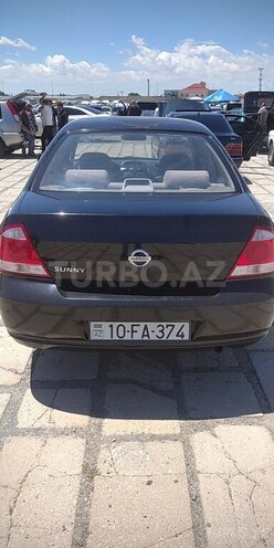 Nissan Sunny-5