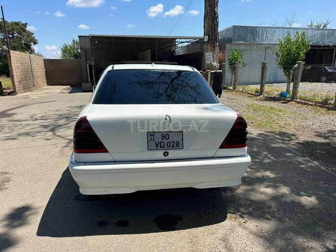 Mercedes C 230-3