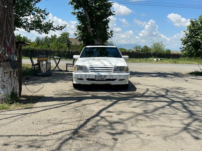 Mercedes C 230-13