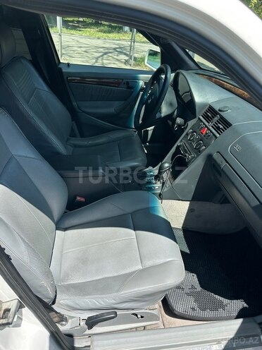 Mercedes C 230-15