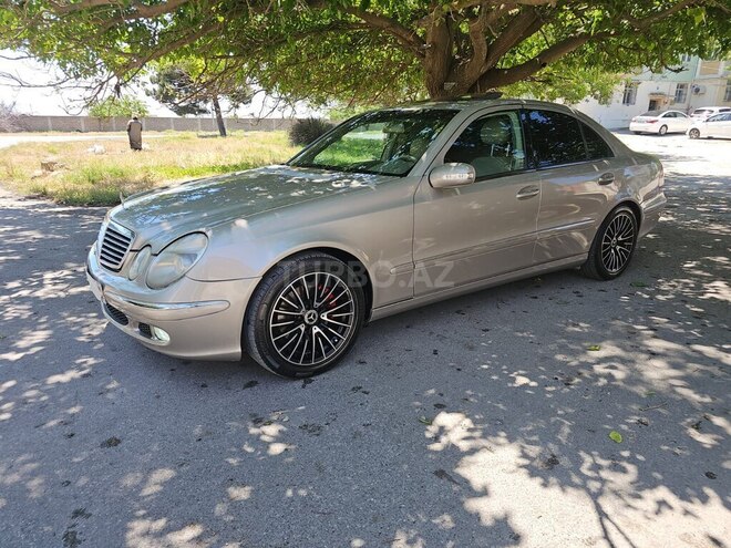 Mercedes E 320 4MATIC-14