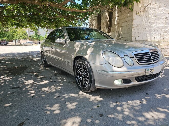 Mercedes E 320 4MATIC-20