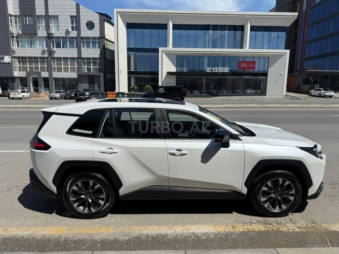 Toyota RAV4-5