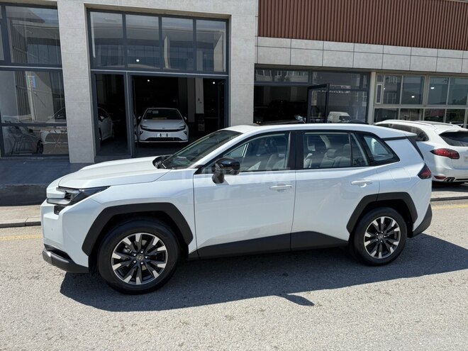Toyota RAV4-4