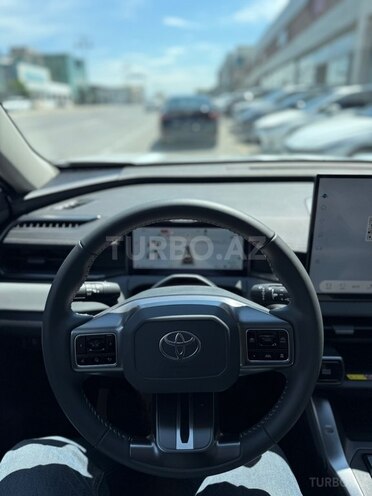 Toyota RAV4-19