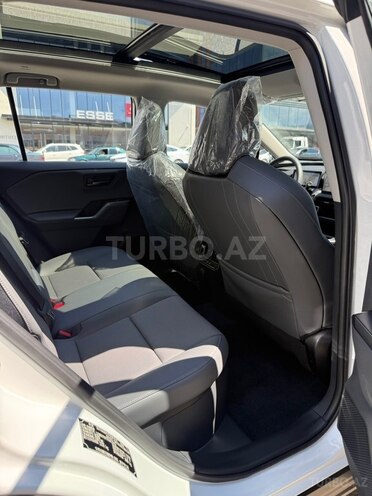 Toyota RAV4-15