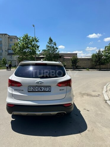 Hyundai Santa Fe-3