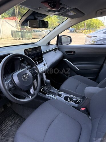 Toyota Corolla Cross-11