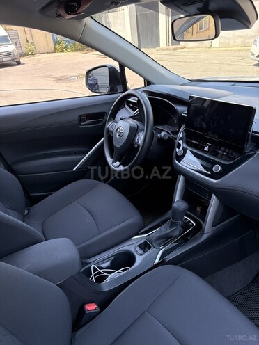 Toyota Corolla Cross-16
