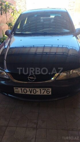 Opel Vectra-6