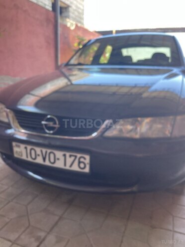 Opel Vectra-2