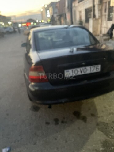 Opel Vectra-8