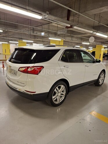 Chevrolet Equinox-5