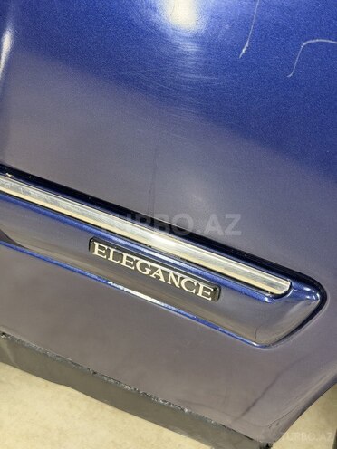 Mercedes E 200-8
