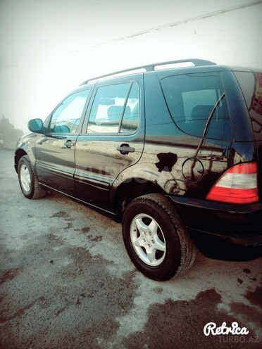 Mercedes ML 320-3