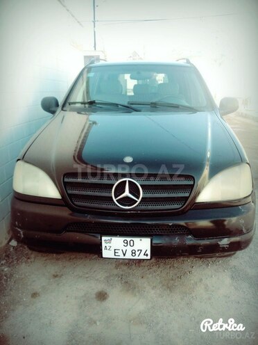 Mercedes ML 320-1