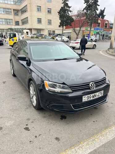 Volkswagen Jetta-5