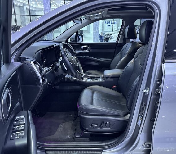 Kia Sorento-11