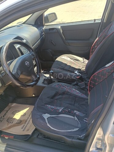 Opel Astra-9