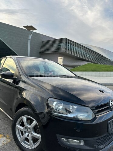 Volkswagen Polo-3
