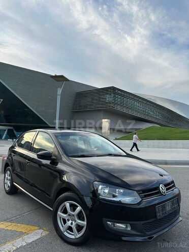 Volkswagen Polo-5
