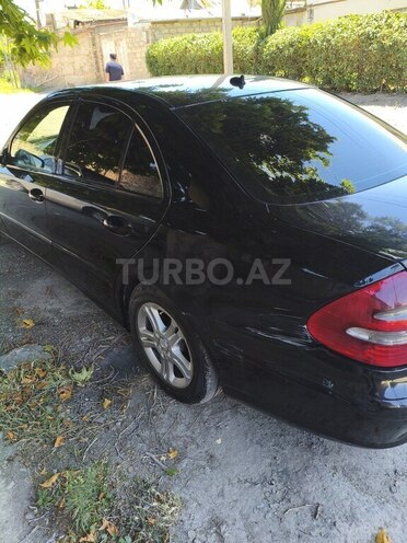 Mercedes E 220-9
