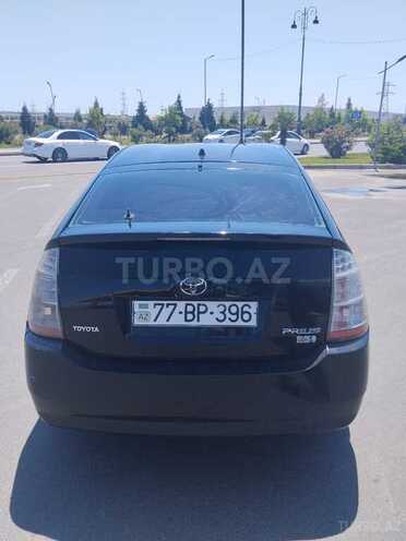 Toyota Prius-2