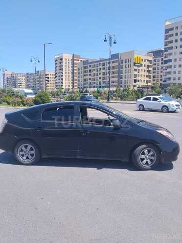 Toyota Prius-3