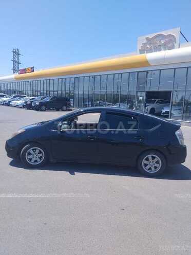 Toyota Prius-4