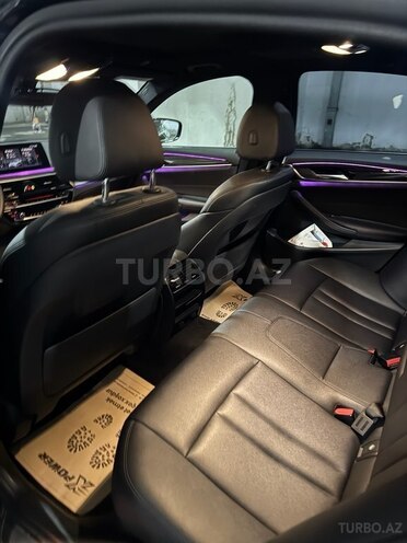 BMW 530-12