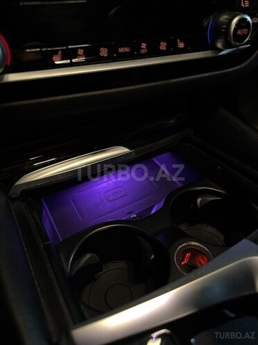BMW 530-16