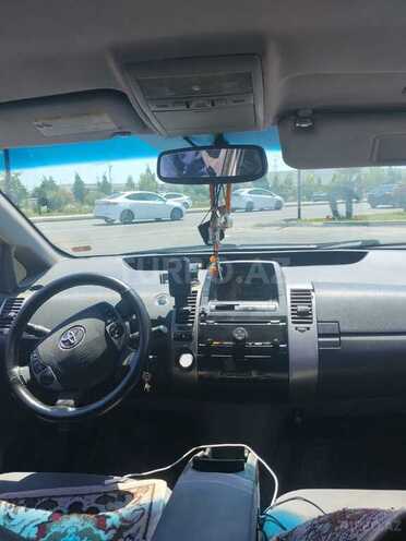 Toyota Prius-6