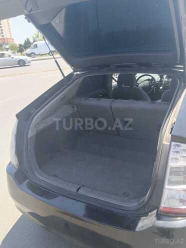 Toyota Prius-8