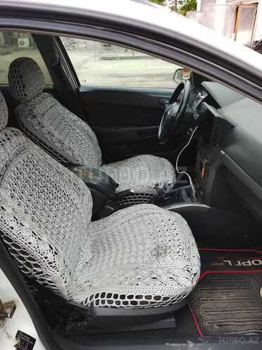 Opel Astra-10