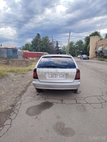 Mercedes C 200-4